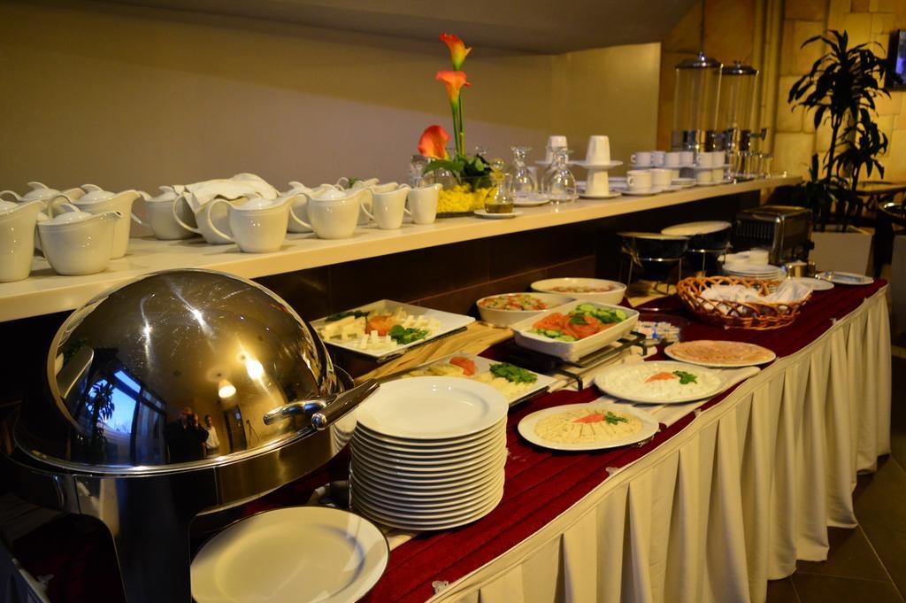 Nadine Hotel Suites 암만 외부 사진