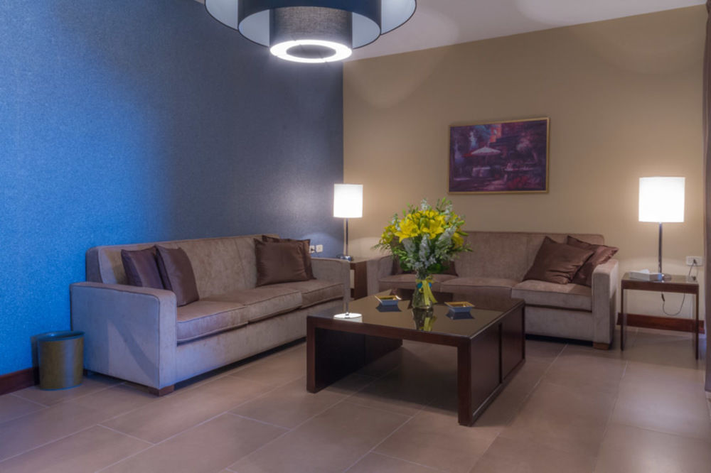 Nadine Hotel Suites 암만 외부 사진