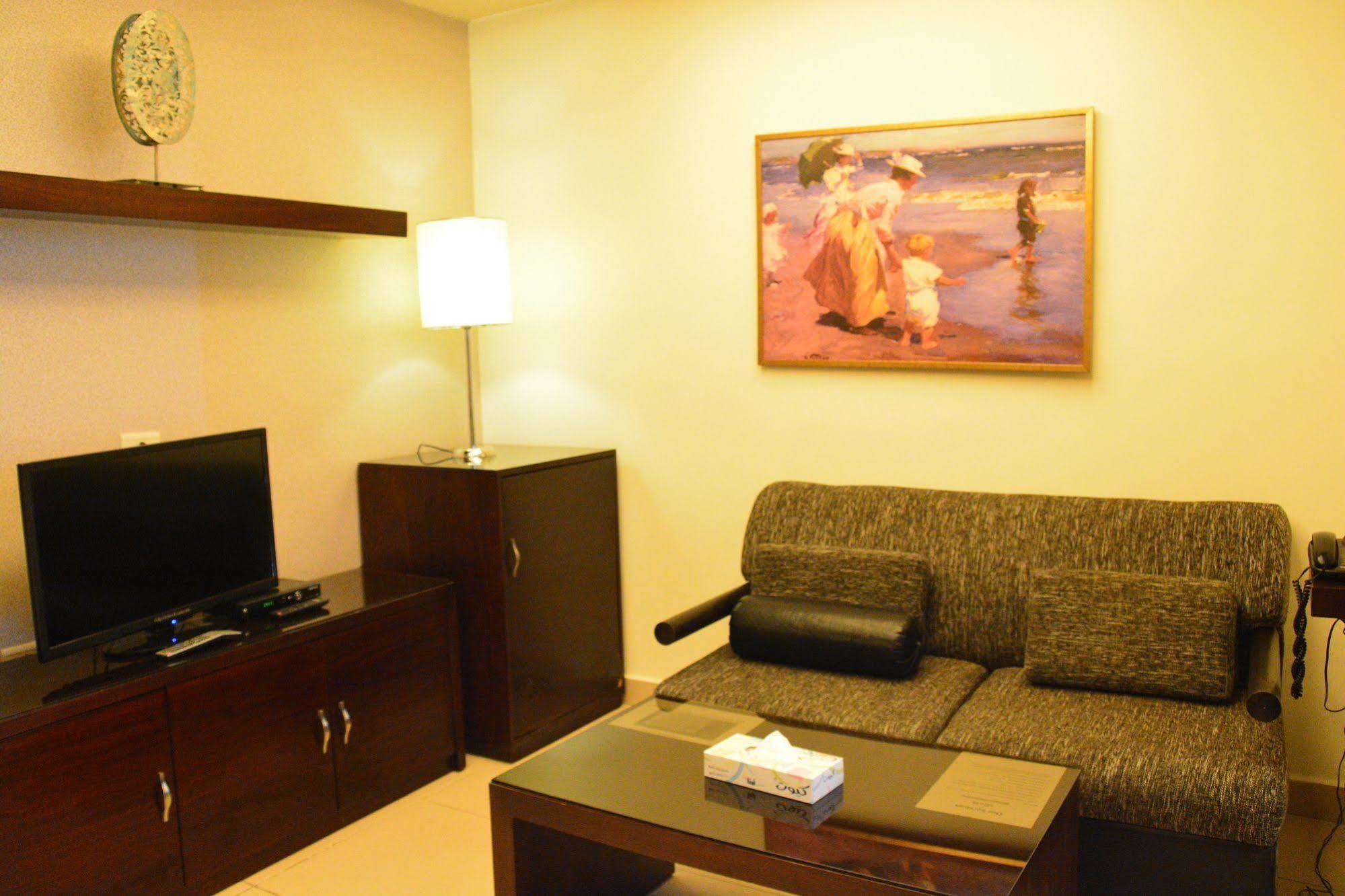 Nadine Hotel Suites 암만 외부 사진