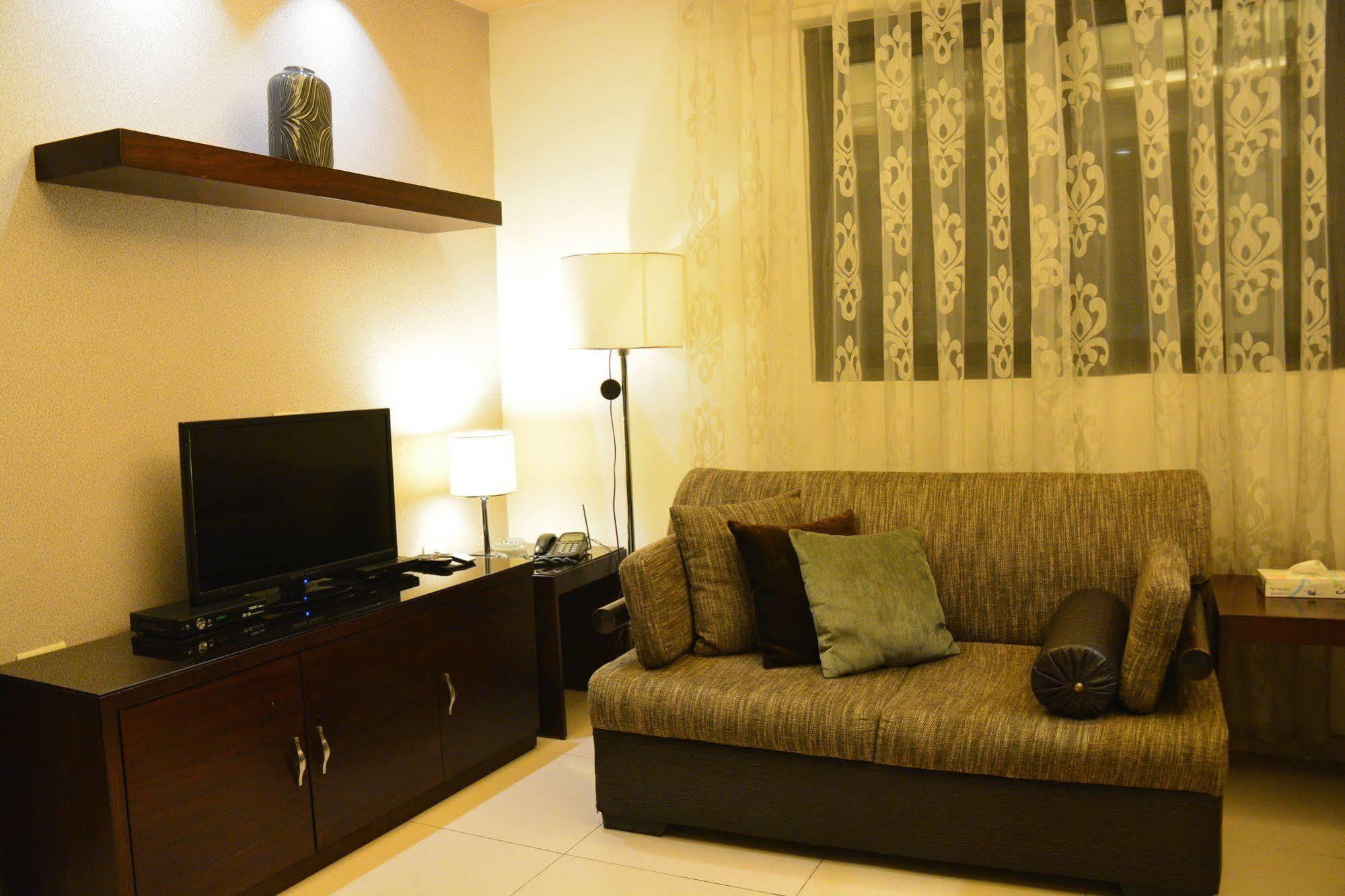 Nadine Hotel Suites 암만 외부 사진