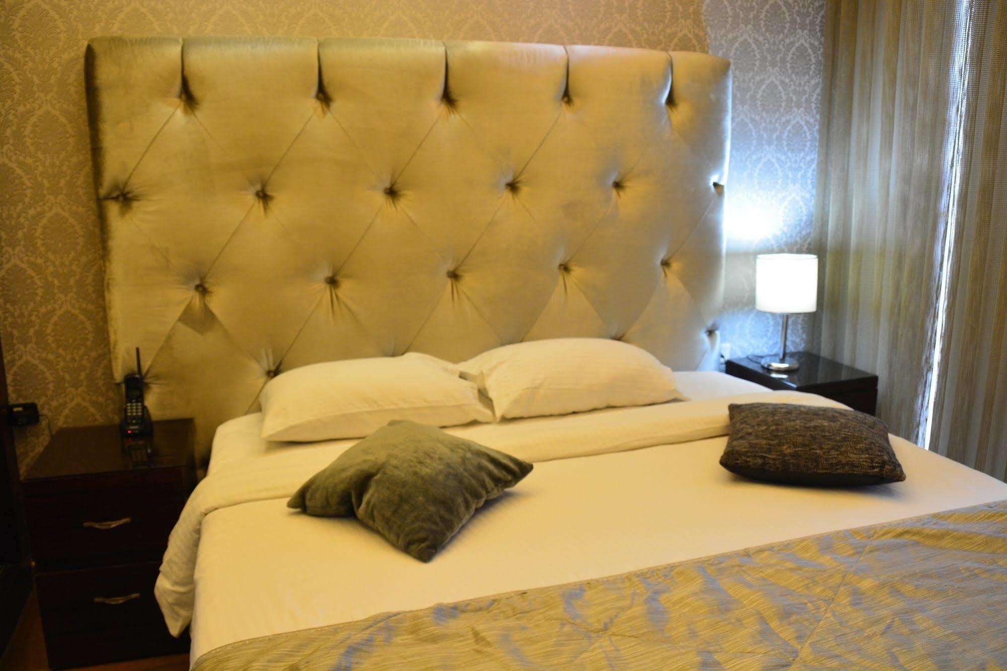 Nadine Hotel Suites 암만 외부 사진